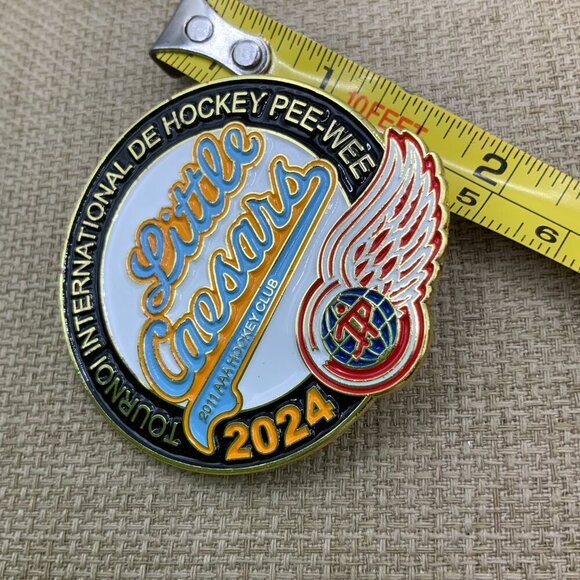 Little Caesars Detroit 2024 International Pee-Wee Hockey Tournament Quebec Pin - Picture 3 of 3